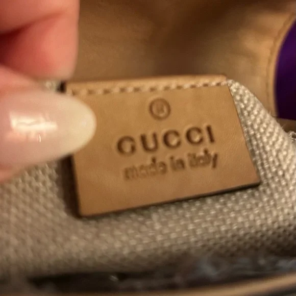 GUCCI
Leather Snaffle Bit Small Shoulder Bag Beige - Picture 13 of 17